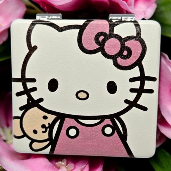 Hello Kitty Compact Mirror Sanrio Portable Folded Faux Leather Decorative Purse - Picture 4 of 5